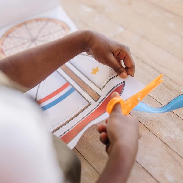 Melissa & Doug Scissor Skills Activity Book With Pair of Child-Safe Scissors (20 Pages) - FSC Certified - Image 6
